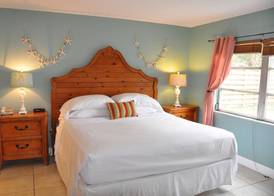 Lido Islander Inn 2