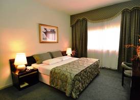 Ras Al Khaimah Hotel 3