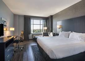 Holiday Inn & Suites SILICON VALLEY - MILPITAS by IHG 2