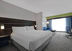 Holiday Inn Express & Suites MILWAUKEE - BROOKFIELD by IHG 4