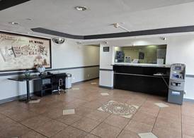 Stay Inn & Suites 3