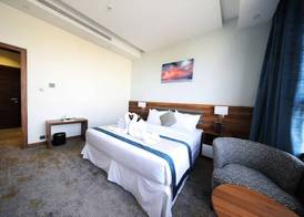 EVA Hotel 4