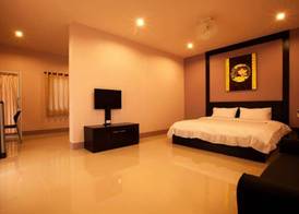Chiangkham Grand Villa - SHA Certified 5