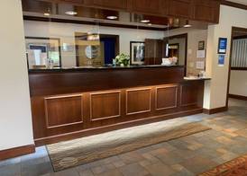 Days Inn by Wyndham Austintown 5