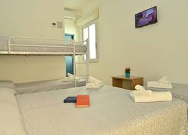 Hotel ITALY 4