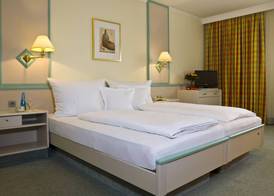 Hotel Dein Franz - Bistro, Kaffeebar & Outdoor-Lounge - 2