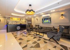 Comfort Suites Hotel 2