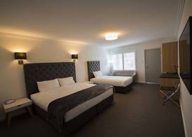 Quays Hotel 4