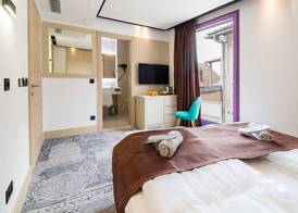 Hotel Boss 4