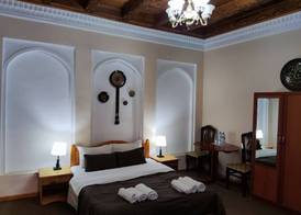 Ziyobaxsh Hotel 5