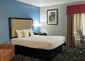 Baymont by Wyndham Litchfield 5