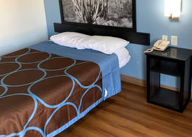 Super 8 by Wyndham Phoenix I-17 3