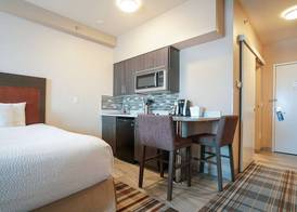 Fairfield Inn & Suites by Marriott Airdrie 4