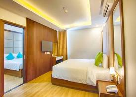 Pariat River Front Hotel 4