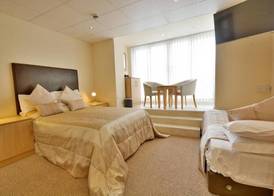 Stuart hotel 4