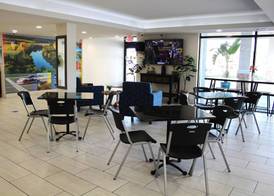Clarion Pointe Statesville 4