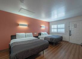 Coastal Valley Inn 5