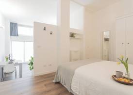 A Step From the Dome Apartment by Rent all Como 3