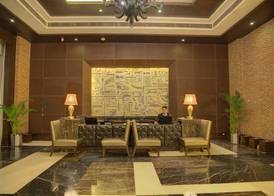 Goldfinch Hotel Delhi NCR 3