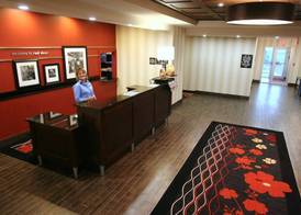 Hampton Inn & Suites Red Deer 4