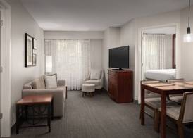 Residence Inn by Marriott Greensboro Airport 4