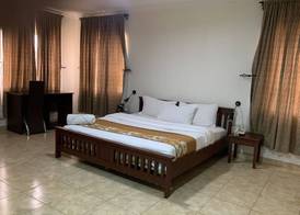 FOSTER INN -ASAKE 5