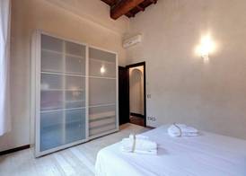 Calzaiuoli Apartments by Mamo Florence 5