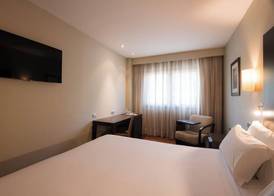 Hotel Ciudad de Valladolid 5