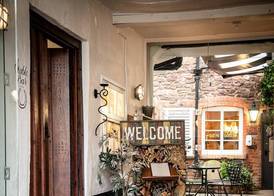 Luttrell Arms 2