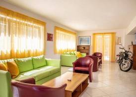Sea View Hotel 4