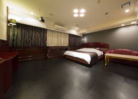 Hotel Alps 4