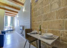 Tritoni Harbour suites - Valletta 3
