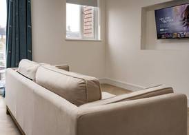 Luxurious London Studios 5