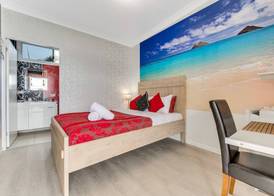 Coral Inn Boutique Motel 4