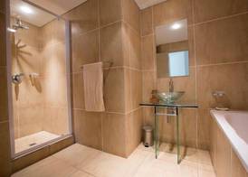 Loddeys Ocean View Apartments 5