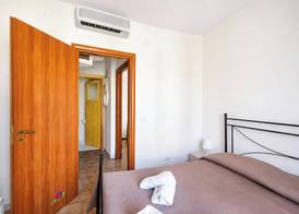 Villino Sole 3 With A/C Near Beach & Centre 5