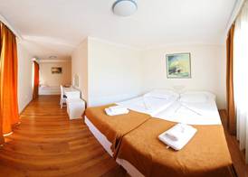 Hotel Xanadu 4