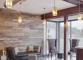 Iris Garden Inn 4