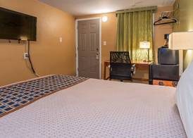 Town Motel 3