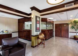 Quality Inn & Suites Mooresville-Lake Norman 5