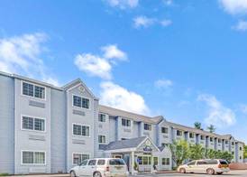 Sturbridge Plaza Hotel 3
