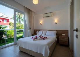 Sea Heaven Legend Apartments 3