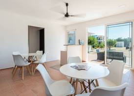 W Suites by Estia 2