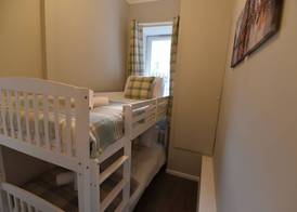 First Pleasance Luxury Apartment 3