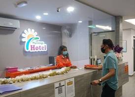 MORNINGS HOTEL 4