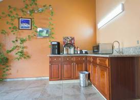 Welcome Inn Corona 4