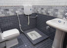 Cosy inn Near Millennium Mall 2
