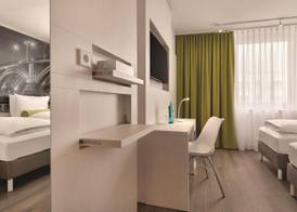 Super 8 by Wyndham Mainz Zollhafen 5