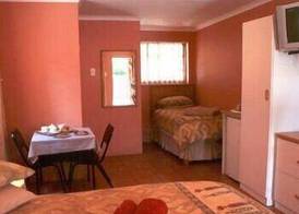 Treetops Guesthouse 4