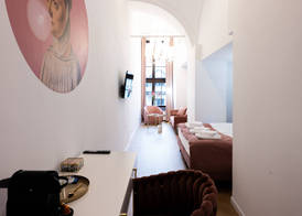 Bracka Main Square Apartments 3
